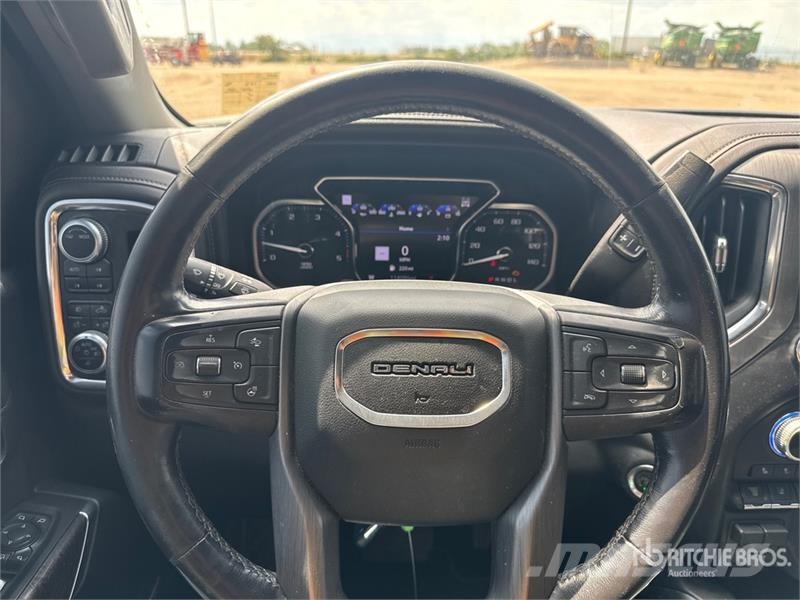 GMC Sierra 2500 أخرى