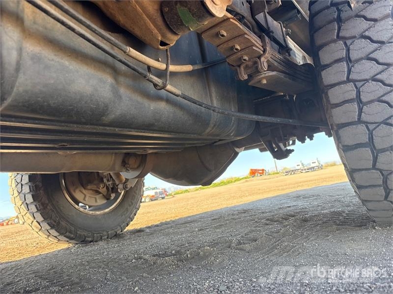 GMC Sierra 2500HD 기타