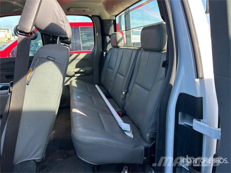 GMC Sierra 2500HD Drugi