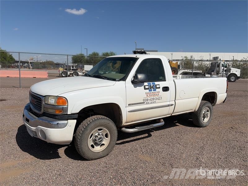 GMC Sierra 2500HD Інше