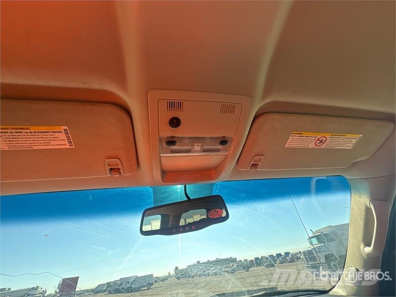 GMC Sierra 2500HD 기타
