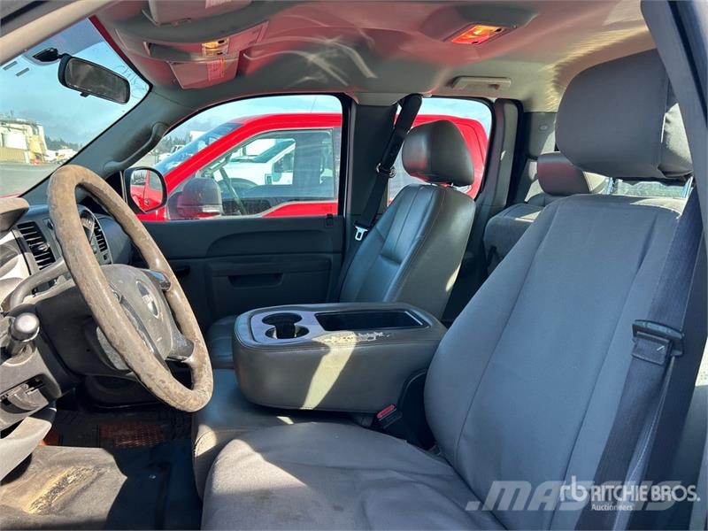 GMC Sierra 2500HD Drugi