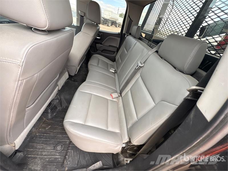 GMC Sierra 2500HD Iné