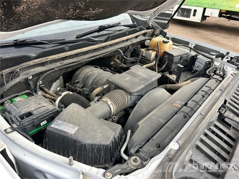 GMC Sierra 2500HD Other