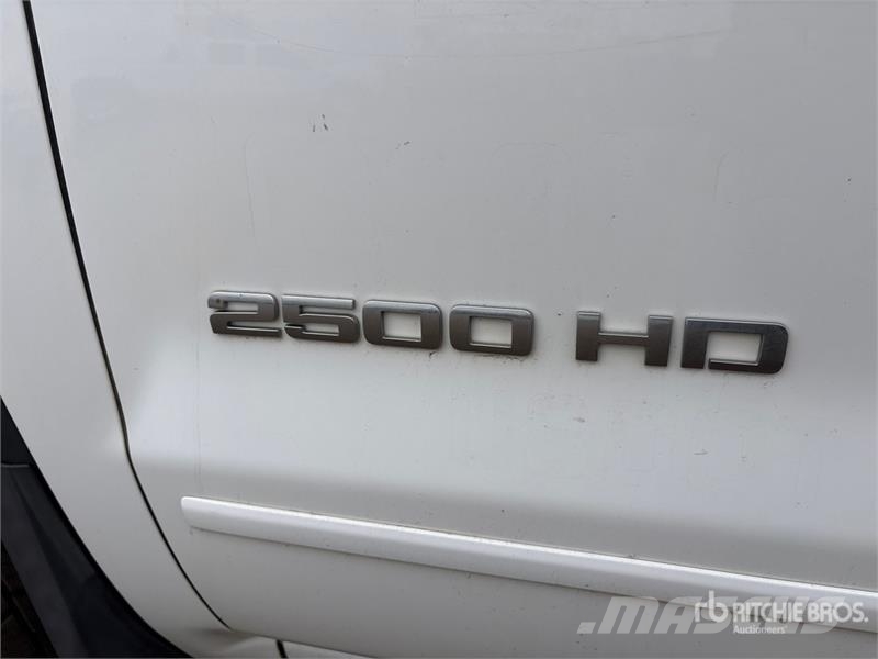 GMC Sierra 2500HD 其他