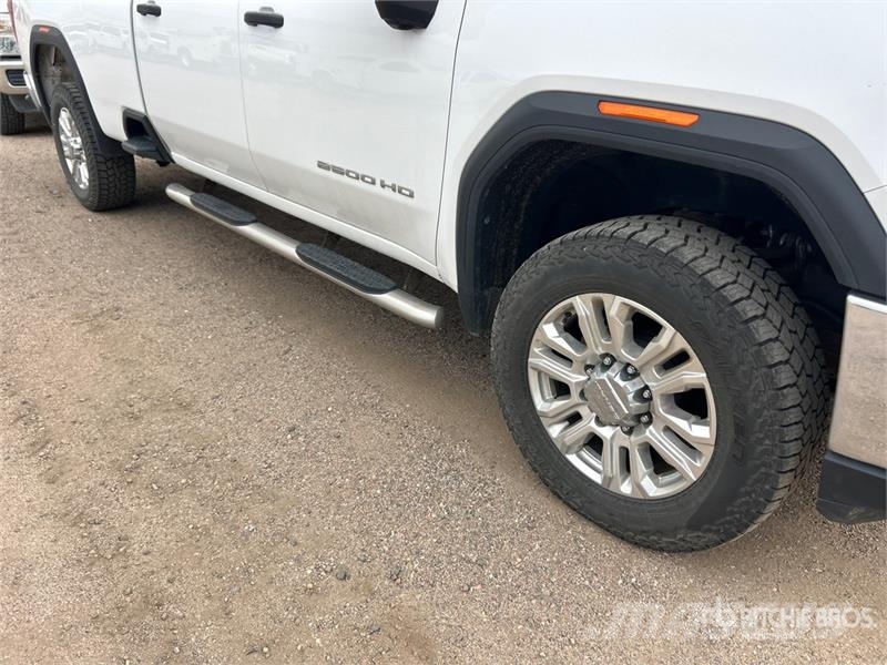 GMC Sierra 2500HD Other