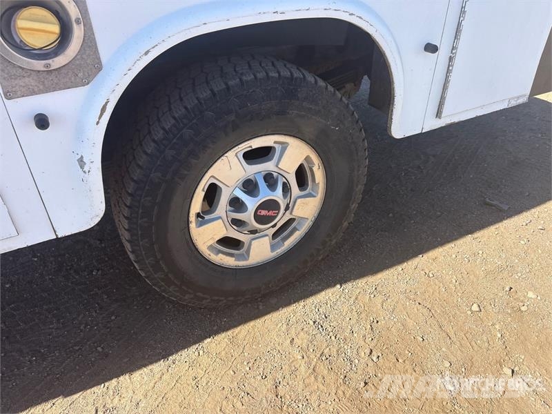GMC Sierra 2500HD 시립/다목적 차량
