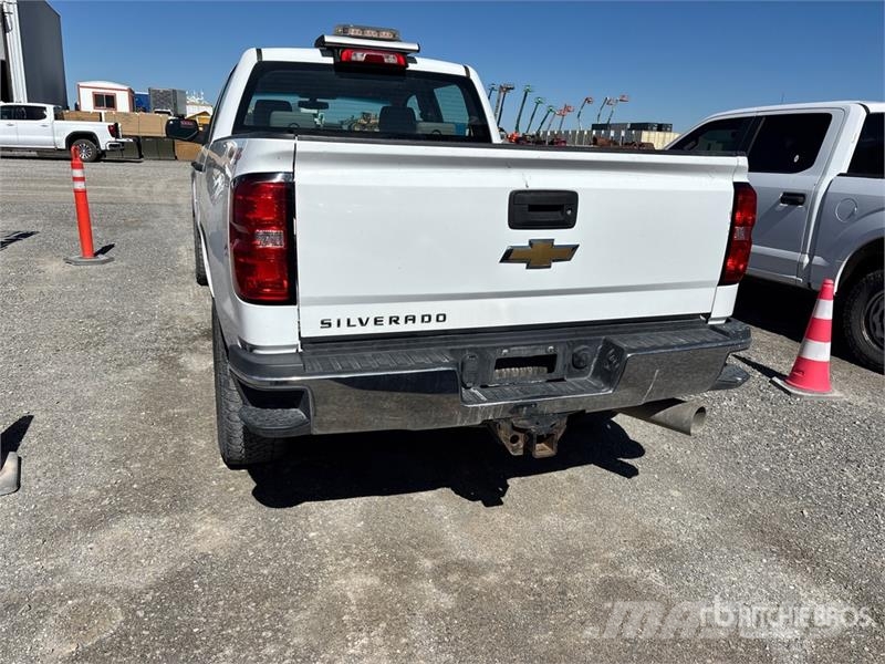 GMC Sierra 2500HD Další