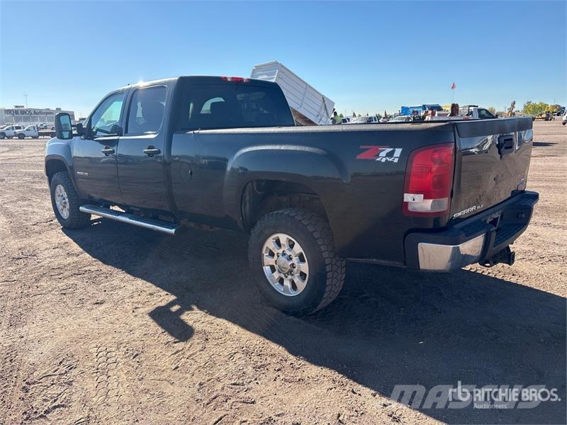 GMC Sierra 2500HD 기타
