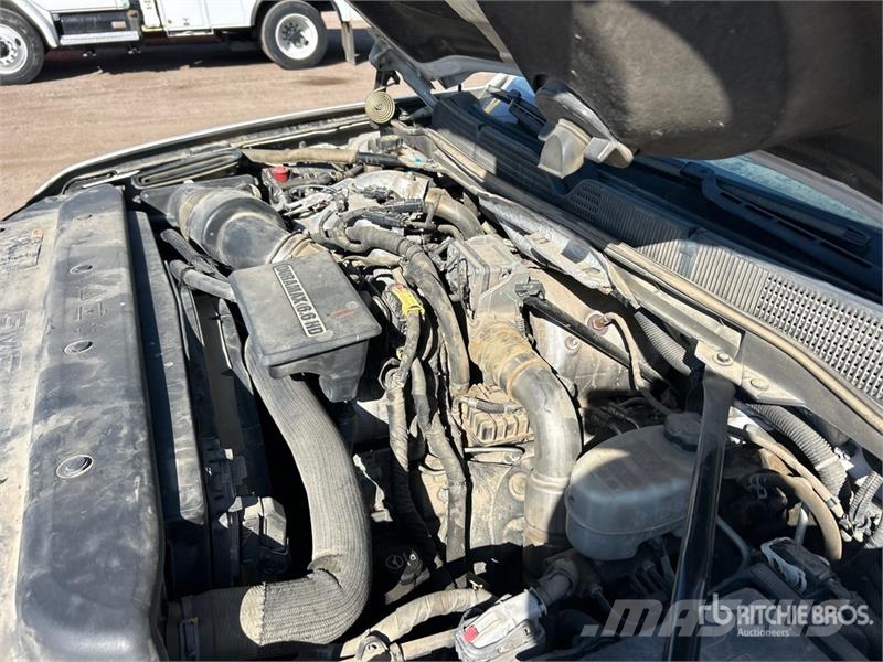GMC Sierra 2500HD Drugi