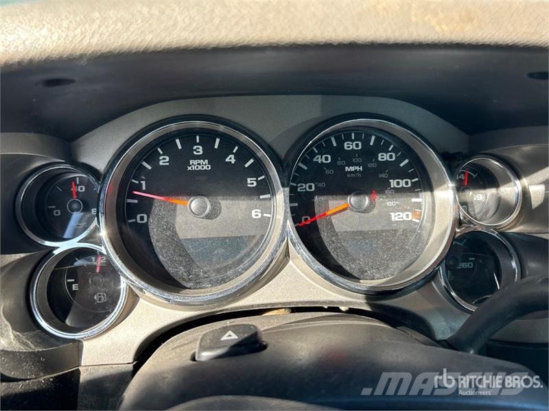 GMC Sierra 2500HD Drugi