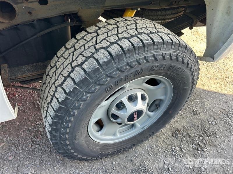 GMC Sierra 2500HD Drugi
