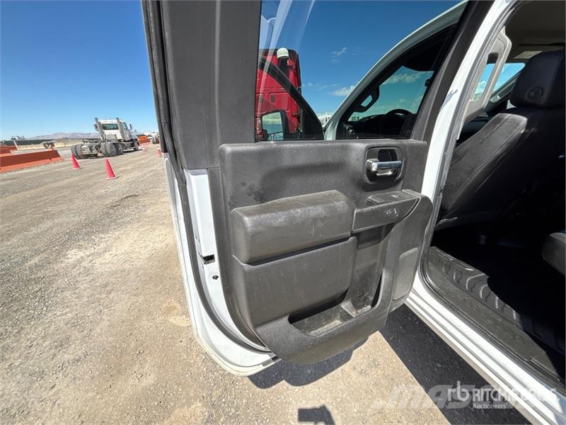 GMC Sierra 2500HD Andre varebiler