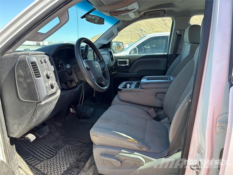 GMC Sierra 2500HD Další