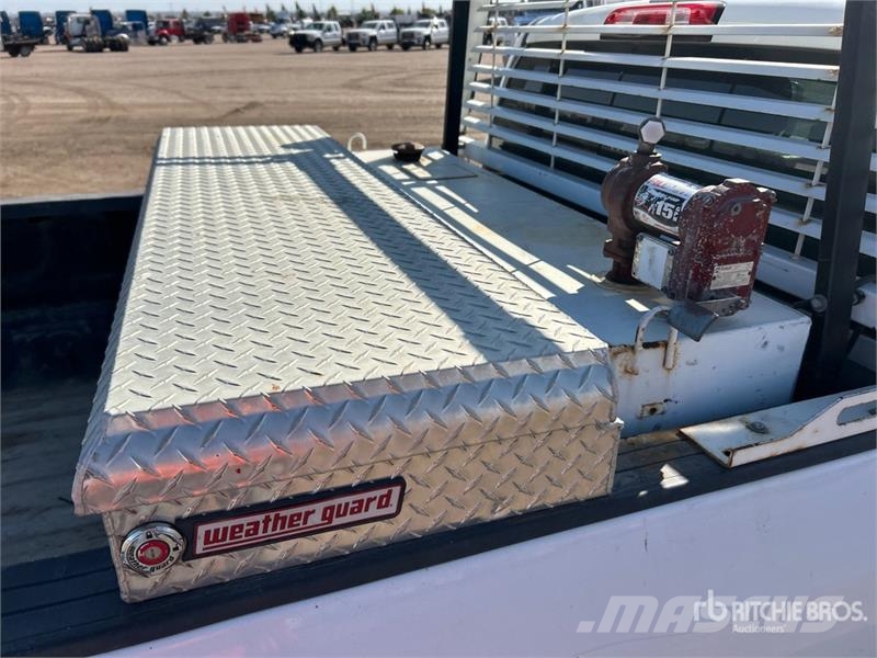 GMC Sierra 2500HD Drugi