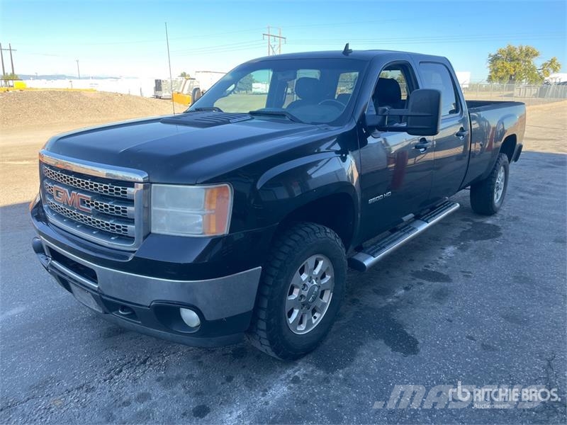 GMC Sierra 2500HD 기타