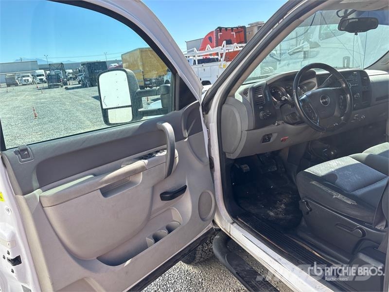 GMC Sierra 2500HD Andere Transporter