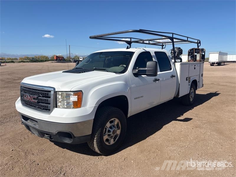GMC Sierra 2500HD 시립/다목적 차량