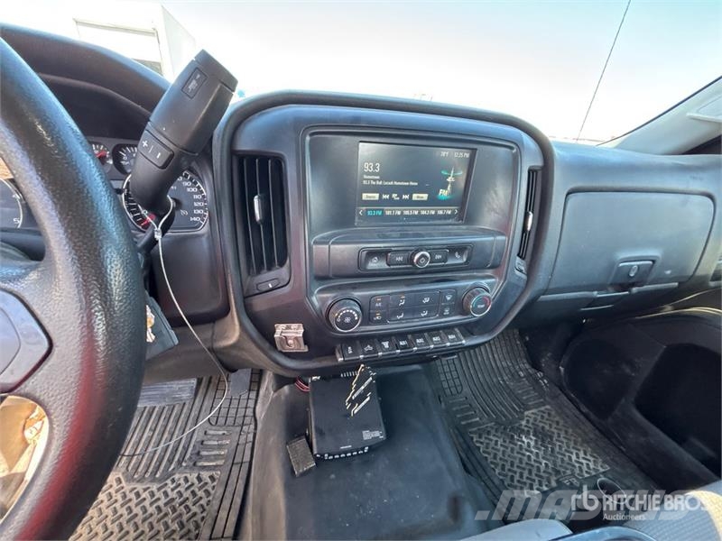 GMC Sierra 2500HD Další