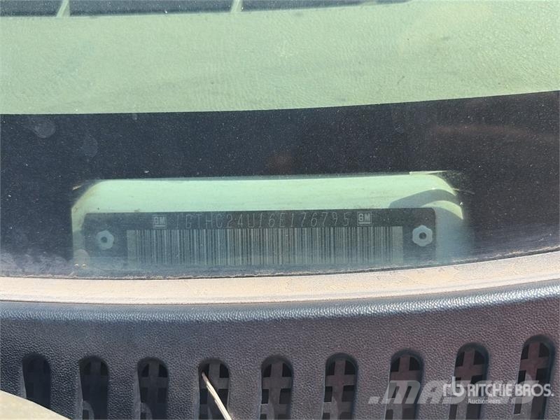 GMC Sierra 2500HD Інше