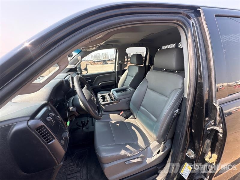 GMC Sierra 2500HD Iné