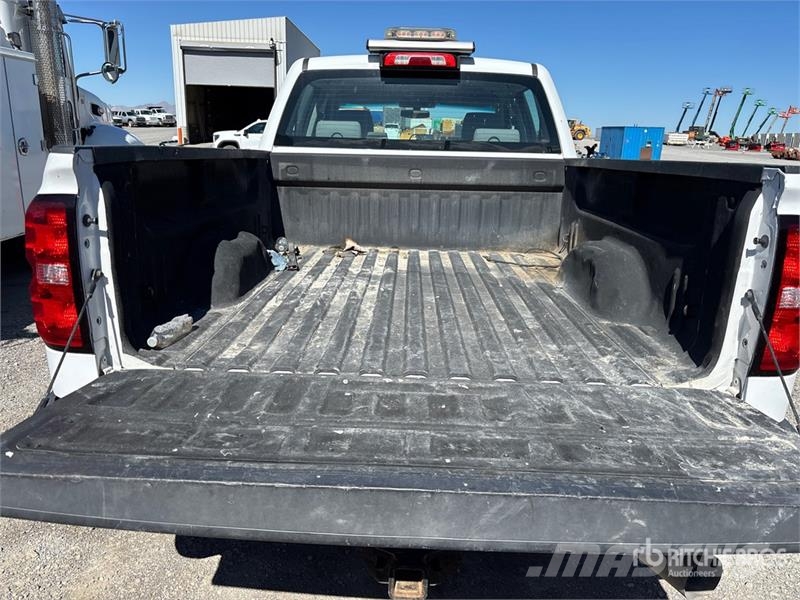 GMC Sierra 2500HD Další
