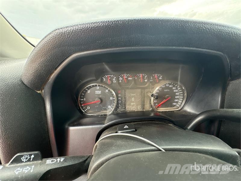 GMC Sierra 2500HD Iné
