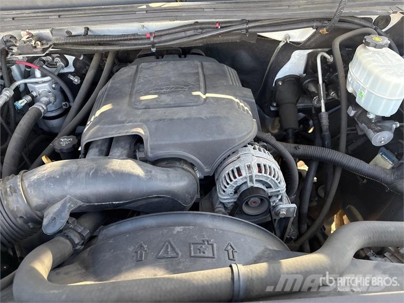 GMC Sierra 2500HD 4x2 Utility Truck Prekucniki
