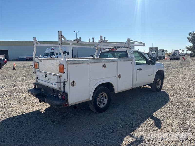 GMC Sierra 2500HD 4x2 Utility Truck Prekucniki