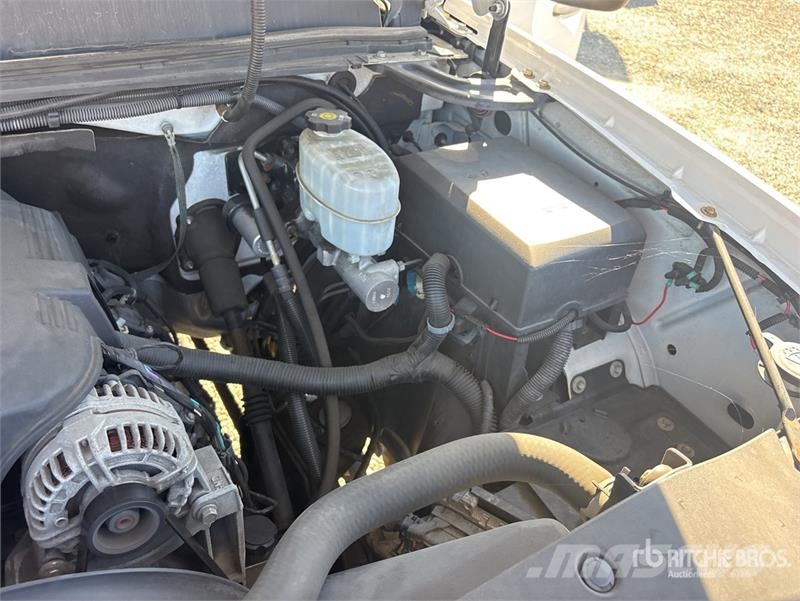GMC Sierra 2500HD 4x2 Utility Truck Prekucniki
