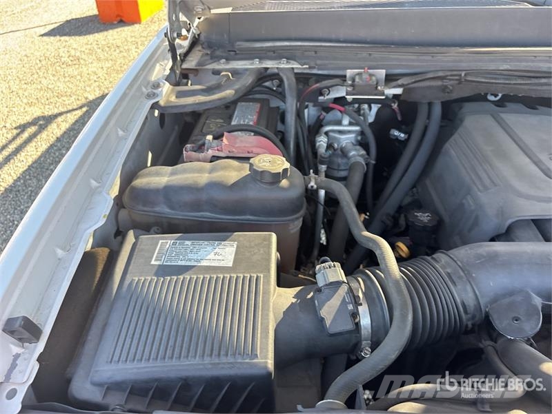 GMC Sierra 2500HD 4x2 Utility Truck Prekucniki