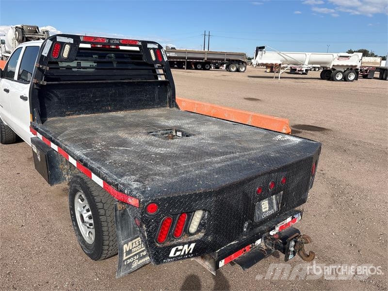GMC Sierra 2500HD 4x4 Crew Cab Flatbed Truck Грузовики-платформы/боковая разгрузка