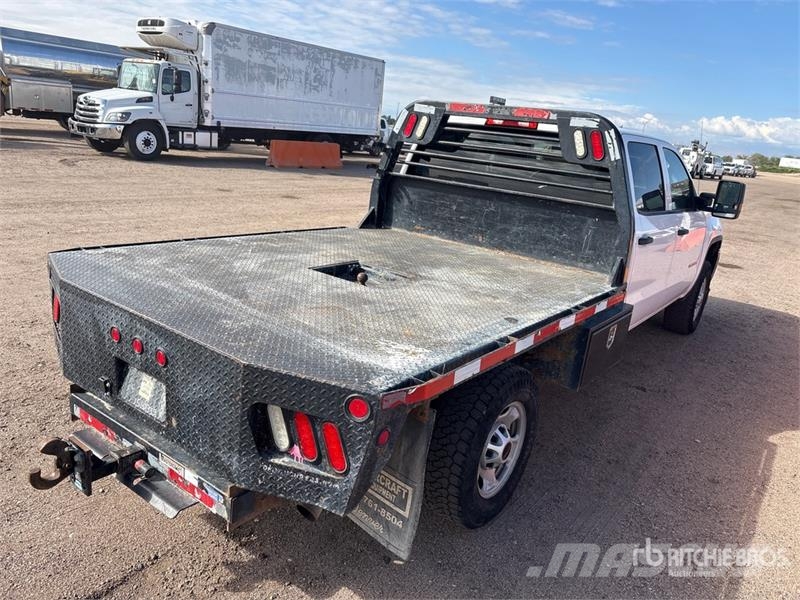 GMC Sierra 2500HD 4x4 Crew Cab Flatbed Truck Грузовики-платформы/боковая разгрузка