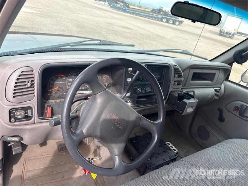 GMC Sierra 3500HD 4x2 Utility Truck Pick up/Platou