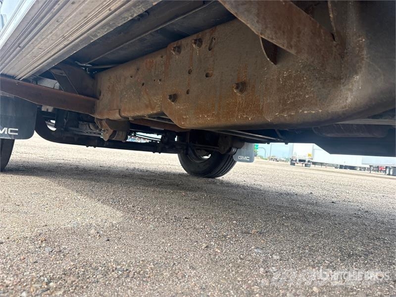 GMC Sierra 3500HD 4x2 Utility Truck Pick up/Platou