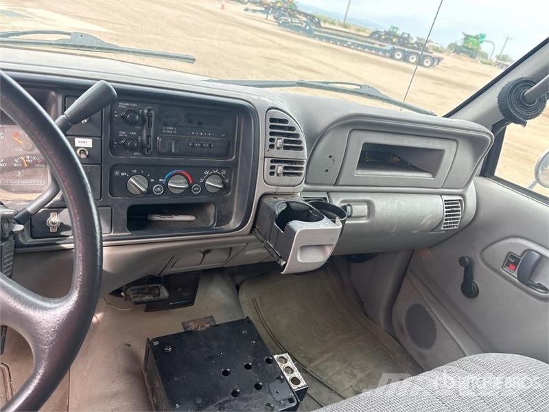GMC Sierra 3500HD 4x2 Utility Truck Pick up/Platou