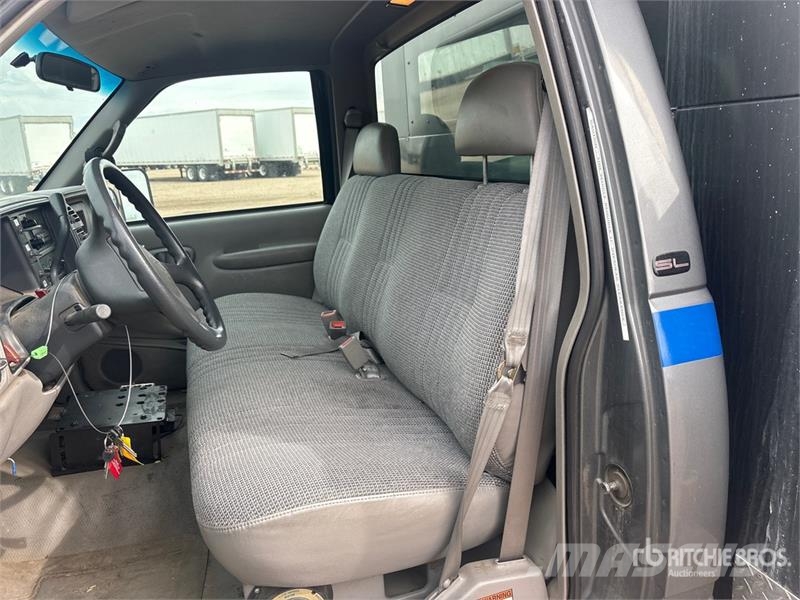 GMC Sierra 3500HD 4x2 Utility Truck Pick up/Platou