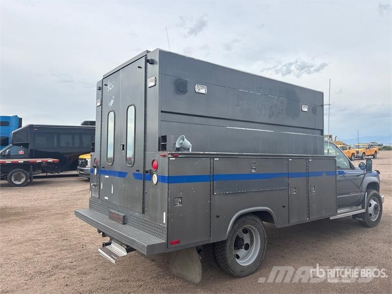 GMC Sierra 3500HD 4x2 Utility Truck Pick up/Platou