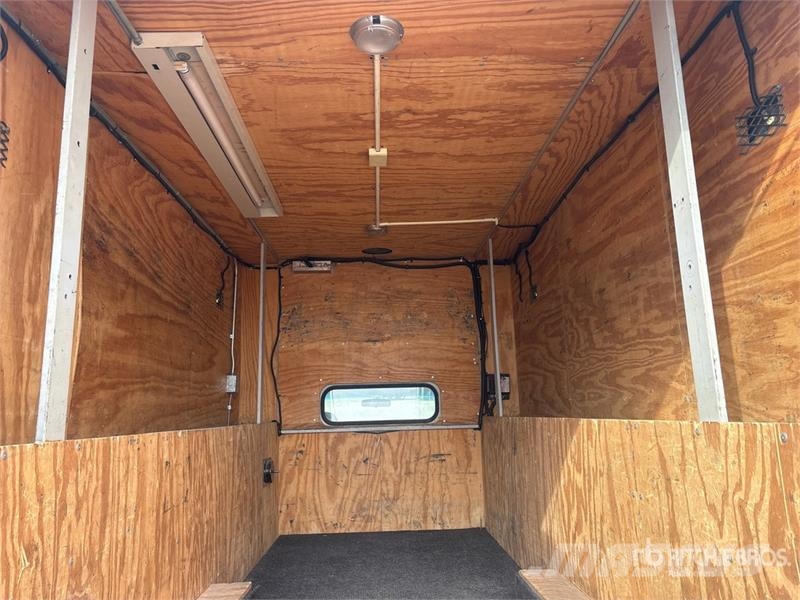 GMC Sierra 3500HD 4x2 Utility Truck Pick up/Platou