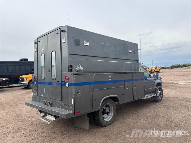GMC Sierra 3500HD 4x2 Utility Truck Pick up/Platou