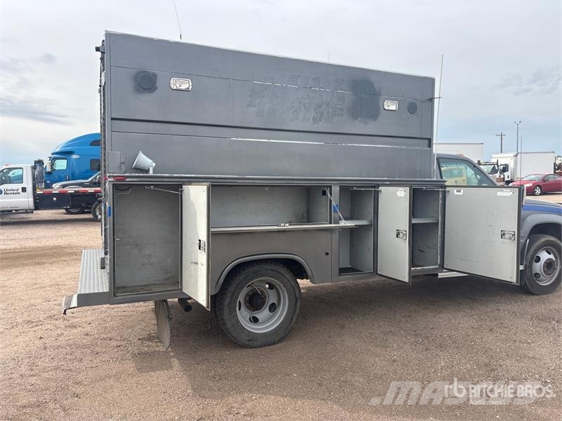 GMC Sierra 3500HD 4x2 Utility Truck Pick up/Platou