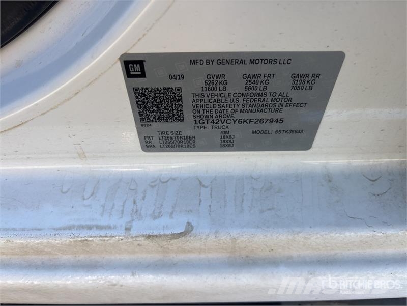 GMC Sierra 3500HD 4x4 Crew Cab Pickup (Inoperable) Anders