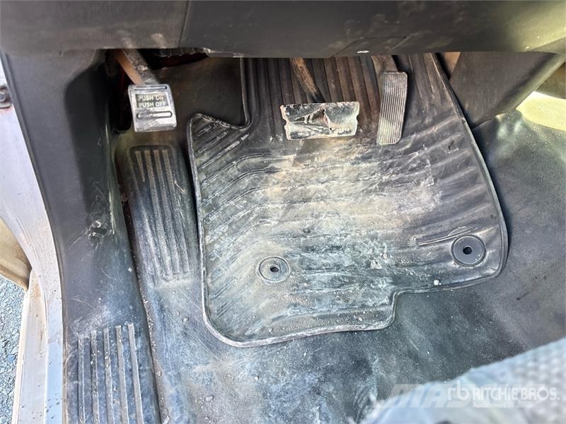 GMC Sierra 3500HD Dump Truck Damperli kamyonlar