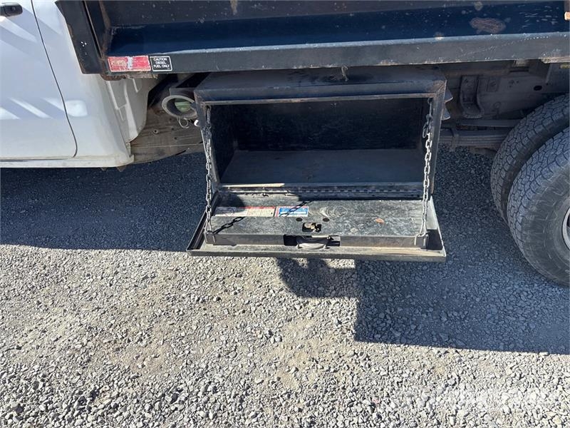 GMC Sierra 3500HD Dump Truck Damperli kamyonlar