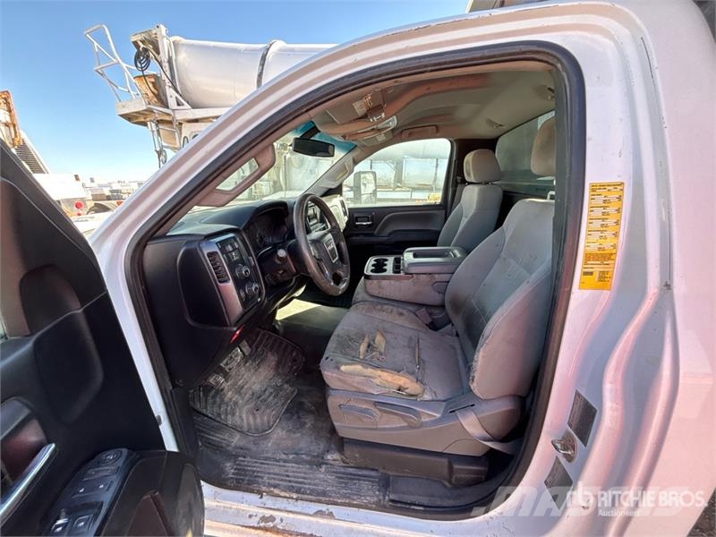 GMC Sierra 3500HD Dump Truck Damperli kamyonlar