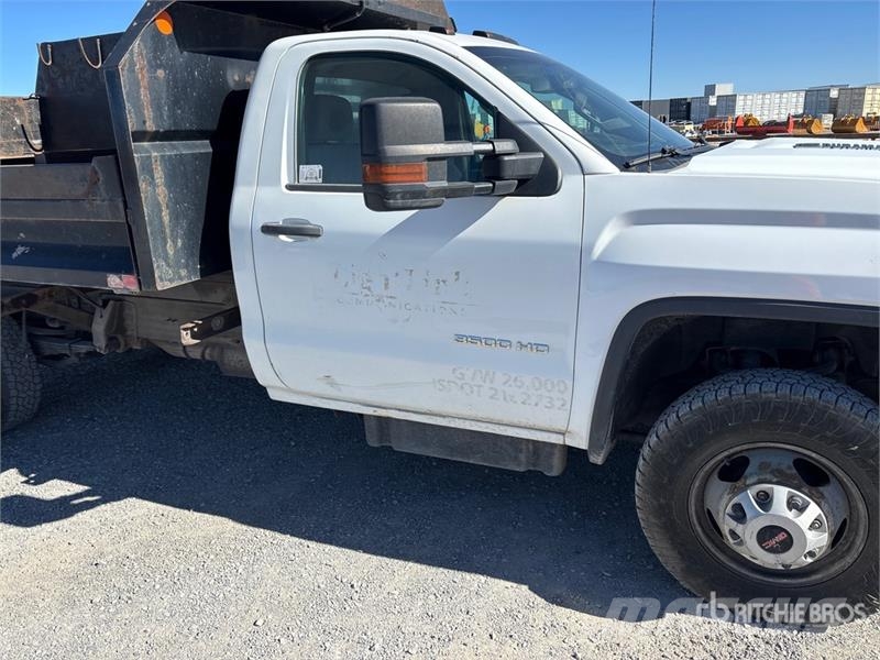 GMC Sierra 3500HD Dump Truck Damperli kamyonlar