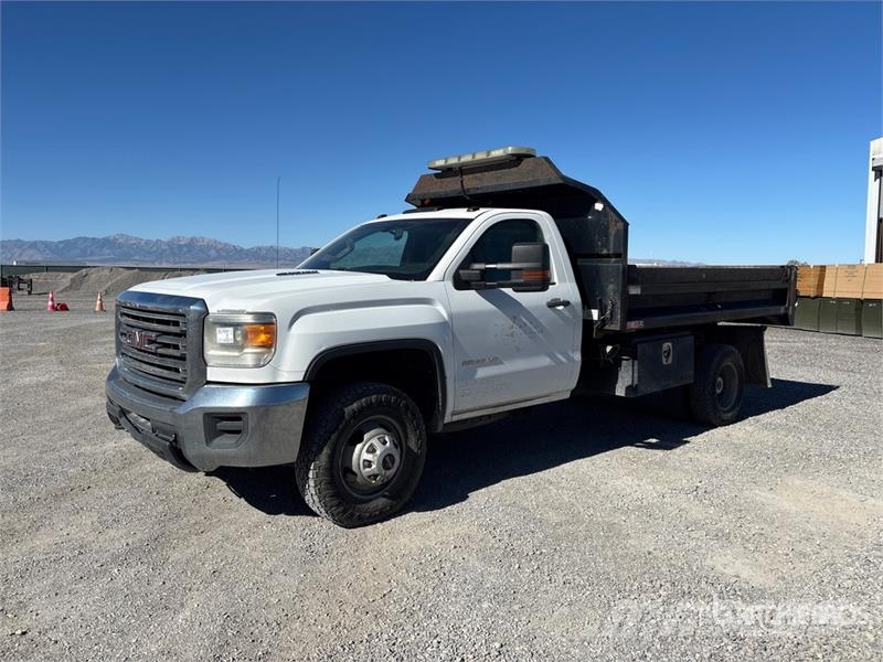 GMC Sierra 3500HD Dump Truck Damperli kamyonlar