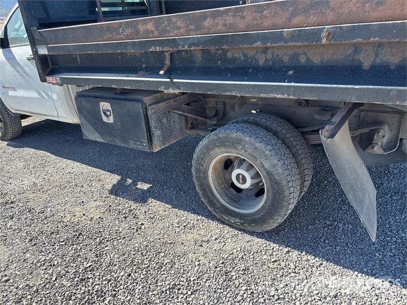 GMC Sierra 3500HD Dump Truck Damperli kamyonlar