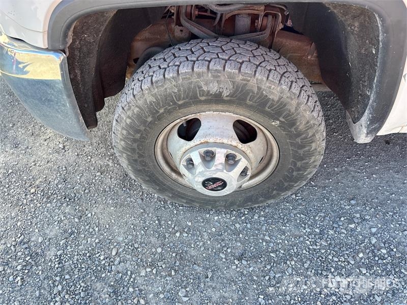 GMC Sierra 3500HD Dump Truck Damperli kamyonlar
