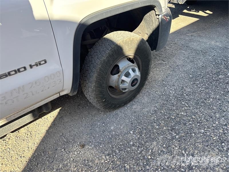 GMC Sierra 3500HD Dump Truck Damperli kamyonlar